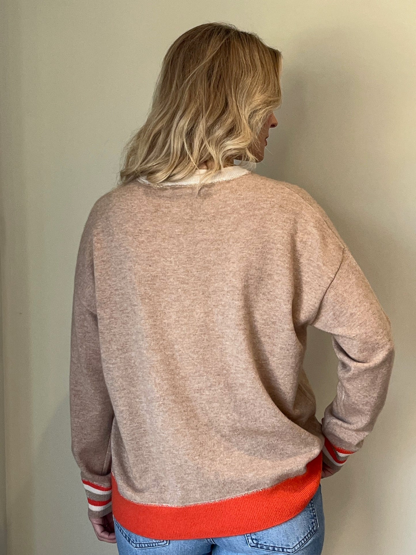 Colour block detailed boyfriend v-neck sweater